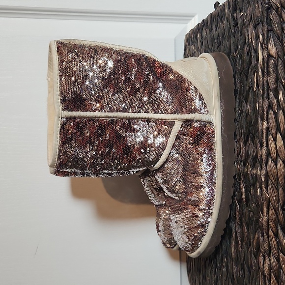 UGG Shoes - Ugg Brown‎ Sequin Shearling Boots